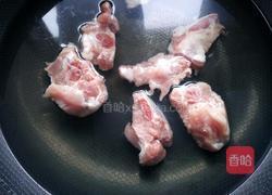 莲子百合玉竹汤的做法图解3