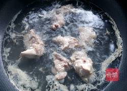 莲子百合玉竹汤的做法图解4