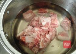 山药排骨汤的做法图解2