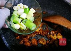 今日晚餐之土豆烧鸡块的做法图解25