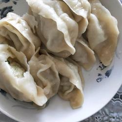 角瓜辣椒肉馅饺子的做法[图]