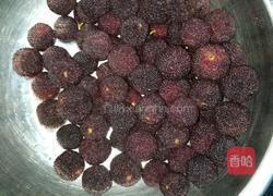 酸酸甜甜杨梅汤的做法图解1
