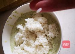 西兰花鳕鱼鸡蛋丸子的做法图解2