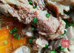 胡萝卜藕片筒子骨汤的做法图解9