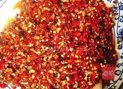 双色剁椒鱼头的做法图解3