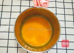 宝宝南瓜纸杯蛋糕的做法图解3