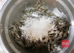 油炸小河虾的做法图解2
