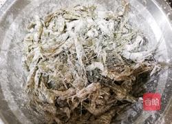 油炸小河虾的做法图解3