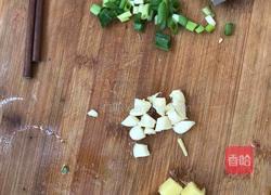 油菜炒鸡蛋的做法图解3