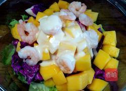 虾仁芒果沙拉的做法图解4
