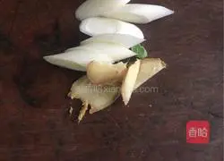 Illustration of how to make tomato sauce chicken wings 3