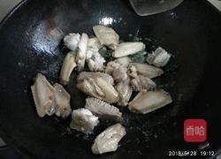 土豆胡萝卜炖鸡肉排骨的做法图解8