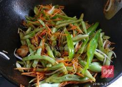 豆角肉片焖面的做法图解17