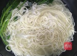 上班族也可轻松搞定的汤拌面的做法图解2