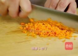 儿童节到啦!亲自下厨给宝宝做一碗健康美味的杂菜粥吧!的做法图解2