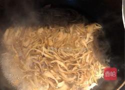 油焖烟笋 烟笋丝笋干炒肉的做法图解2