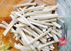韭菜花炒豆干的做法图解2