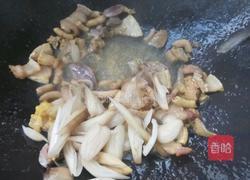 酸藠头炒鸡杂的做法图解7