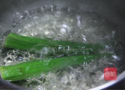 一起动手做营养的秋葵土豆泥鸡蛋卷的做法图解2