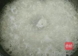 红肠皮蛋粥的做法图解4