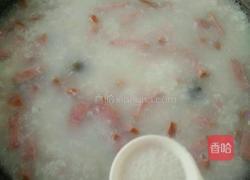 红肠皮蛋粥的做法图解6