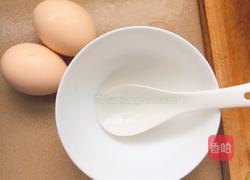 苦瓜炒鸡蛋的做法图解1