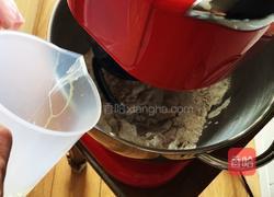 黑麦培根奶酪面包的做法图解2