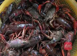 Illustration of how to make spicy crayfish 2