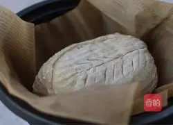 Illustration of making no-knead country European buns 17