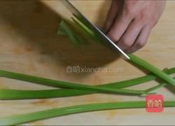 香拌芹菜的做法图解1