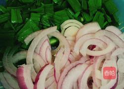 干锅肥肠的做法图解3