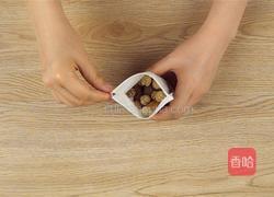 电饭煲卤味拼盘的做法图解1