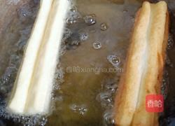 自制油条的做法图解11