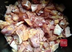 辣子鸡的做法图解1