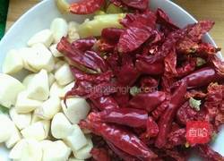 辣子鸡的做法图解4