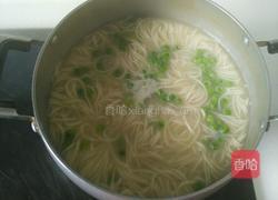 豌豆鸡汤面的做法图解4