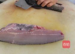 茄汁鱼条的做法图解2