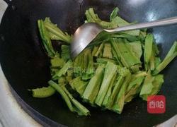 豆豉鲮鱼油麦菜的做法图解3