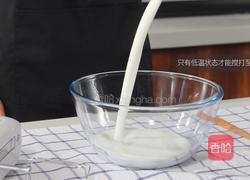 打发淡奶油小技巧的做法图解1