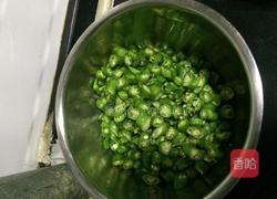 辣子鸡腿的做法图解3