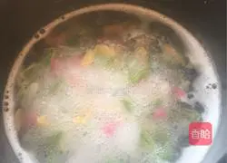 Illustration of how to make vegetable colorful noodles with sauce 2