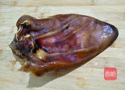 双椒风干猪耳朵的做法图解1
