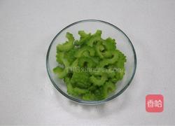 不用怀疑，夏季最强刮油消脂苦瓜水的做法图解3