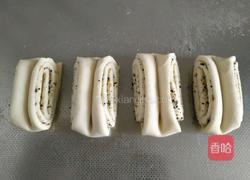 椒盐黑芝麻花卷的做法图解9