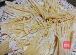 椒盐金针菇的做法图解4