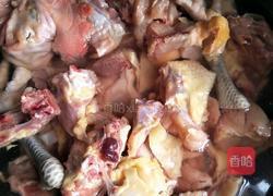 青椒炒鸡的做法图解1