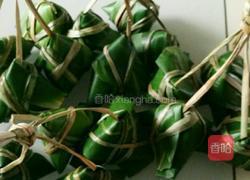 传统四角粽的做法图解6