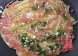 土豆丝鸡蛋饼（快手早餐）的做法图解4