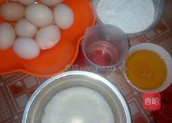 十二寸戚风蛋糕的做法图解1