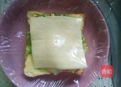 鸡蛋芝士三明治的做法图解6